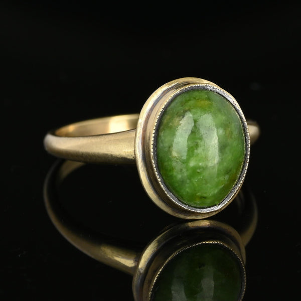 Vintage Oval Cabochon Green Serpentine Ring in Gold - Boylerpf