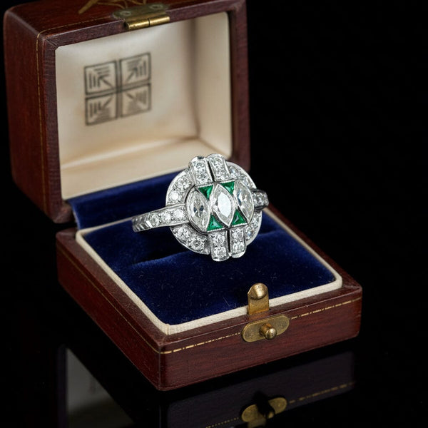 Art Deco Emerald Diamond Ring, Platinum Vintage 1920s - Boylerpf