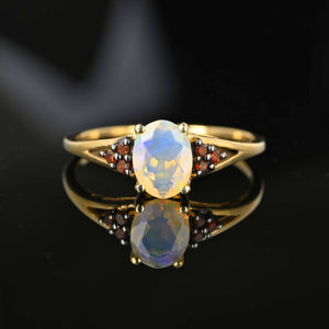 Vintage Red Diamond Jelly Opal Ring in Gold - Boylerpf