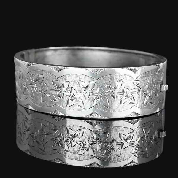 Antique Victorian Ivy Leaf Engraved Bangle Bracelet - Boylerpf