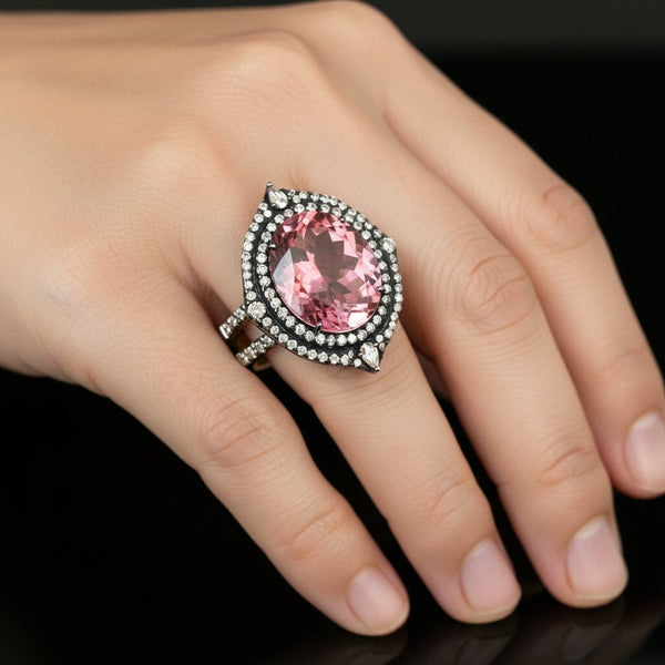 Vintage 18K Gold Pink Amethyst Diamond Halo Ring 6.5 Ct