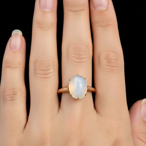 Antique 14K Gold Solitaire Cabochon Moonstone Ring