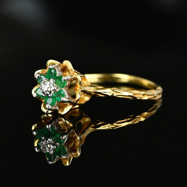 Vintage 14K Gold Emerald Diamond Flower Ring
