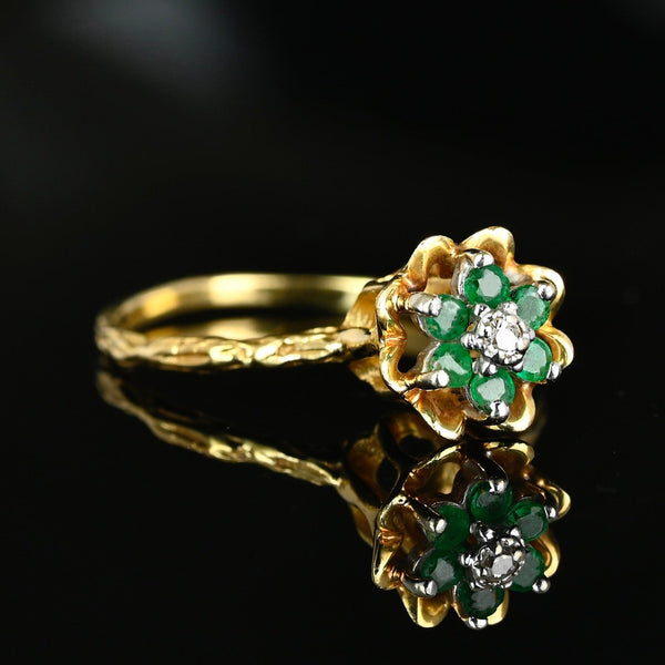 Vintage 14K Gold Emerald Diamond Flower Ring