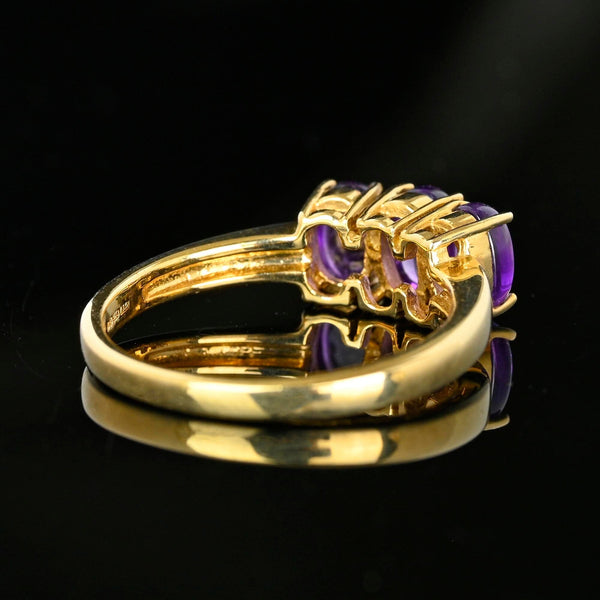 Vintage Three Stone Amethyst Cabochon Ring in Gold - Boylerpf