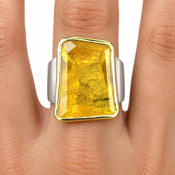 Maria Margoni Heliodor Yellow Beryl 18K Gold Ring