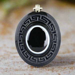 Antique Bulls Eye Banded Agate Whitby Jet Locket - Boylerpf