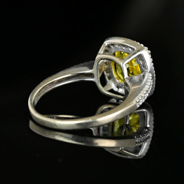 Vintage Diamond Halo Lemon Quartz Ring in White Gold - Boylerpf