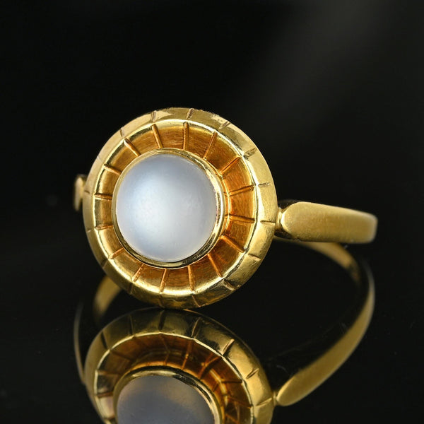 Vintage 18K Gold Target Moonstone Cabochon Ring - Boylerpf