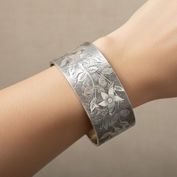 Antique Sterling Silver Forget Me Not Engraved Bangle - Boylerpf
