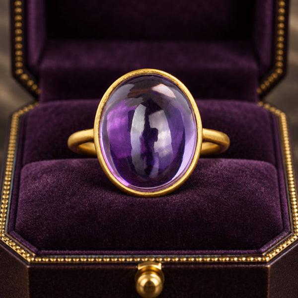 Vintage Natural Amethyst Cabochon 18K Gold Ring