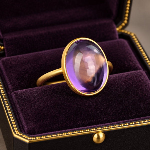 Vintage Natural Amethyst Cabochon 18K Gold Ring