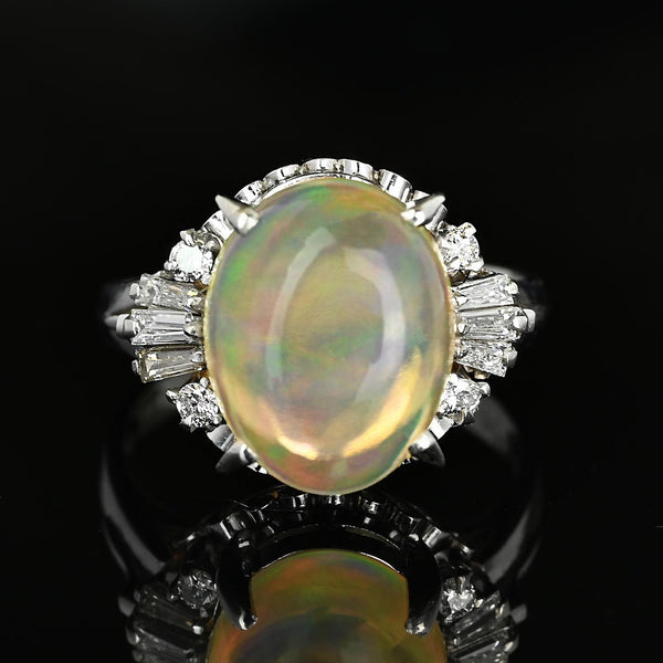 Vintage 3.70ct Jelly Opal Platinum Diamond Ring