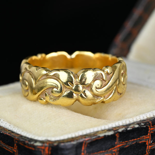 Antique 18K Gold Floral Carved Wide Wedding Ring Band - Boylerpf