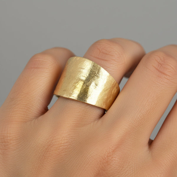 Vintage 14K Yellow Gold Wide Textured Band Ring - Boylerpf
