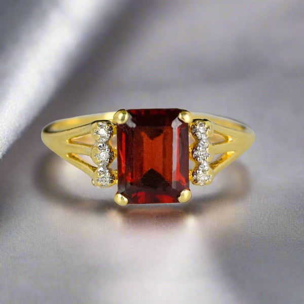 Vintage 14K Gold Diamond Emerald Cut Garnet Ring - Boylerpf