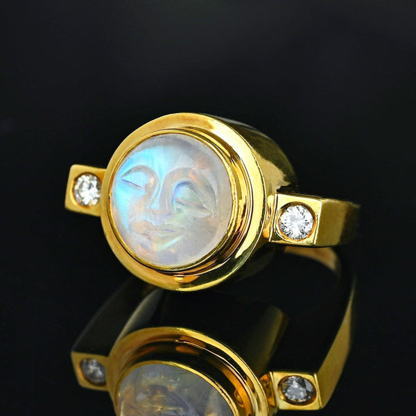 Vintage 18K Gold Man in Moon Carved Moonstone Ring - Boylerpf