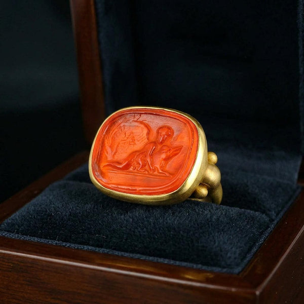 Vintage 14K Gold Venetian Glass Intaglio Signet Ring
