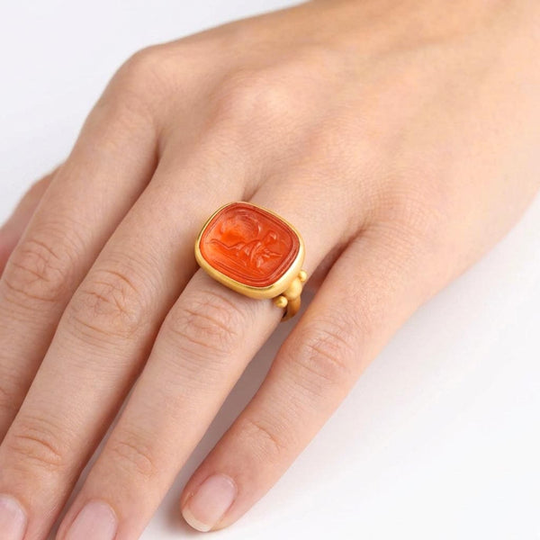 Vintage 14K Gold Venetian Glass Intaglio Signet Ring
