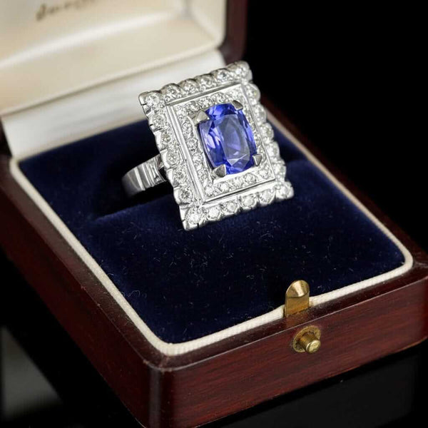 Vintage French Tanzanite & Diamond Ring in 18K White Gold - Boylerpf