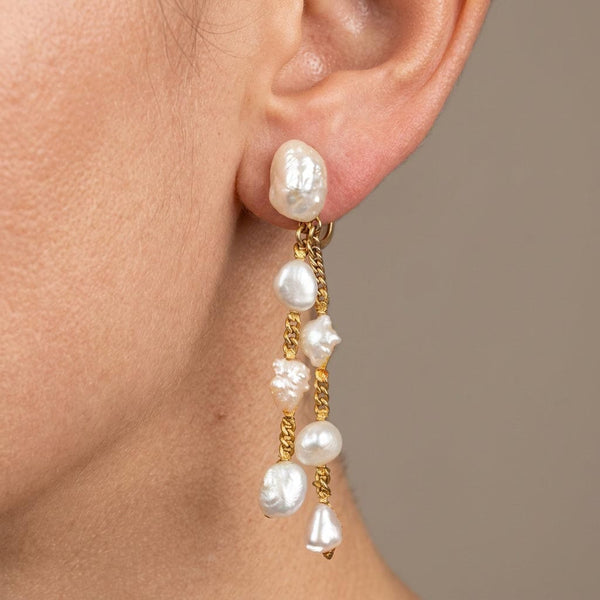 Vintage 14K Gold Natural Pearl Dangle Earrings