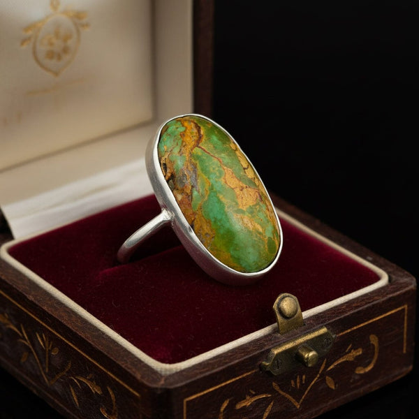 Vintage Natural Oval Turquoise Cabochon Ring - Sterling Silver