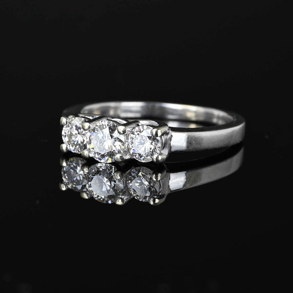 Vintage Three Stone 1 Carat Diamond Ring in White Gold - Boylerpf