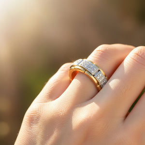 Exquisite .65 Carat Diamond 18K Gold Spinner Ring Band - Boylerpf