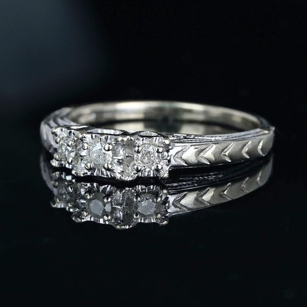 Vintage 10K White Gold Three Stone Diamond Ring - Boylerpf