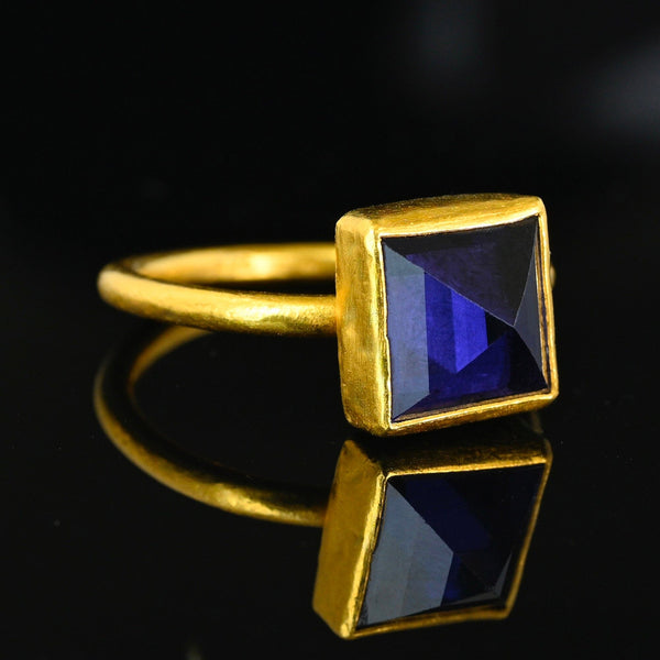 24K Gold Egyptian Princess Cut Pyramid Iolite Ring - Boylerpf