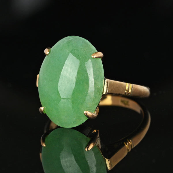 Vintage 14K Gold Oval Apple Green Chrysoprase Cabochon Ring - Boylerpf