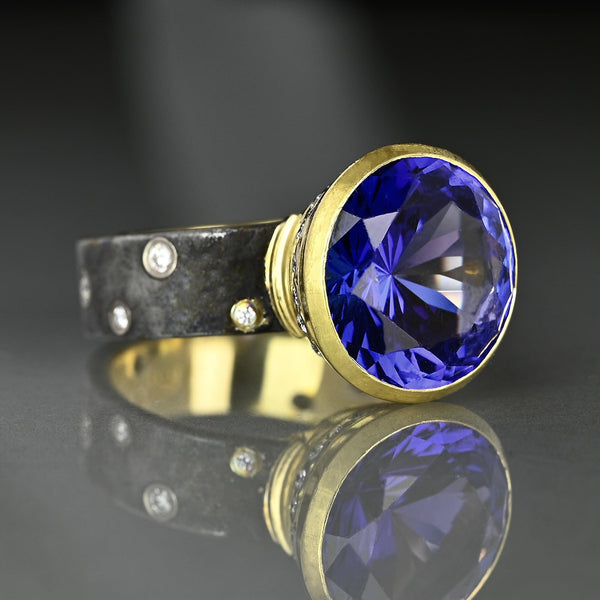 Pat Flynn Queen’s Ring 7.14ct Tanzanite 18K Gold Diamond - Boylerpf