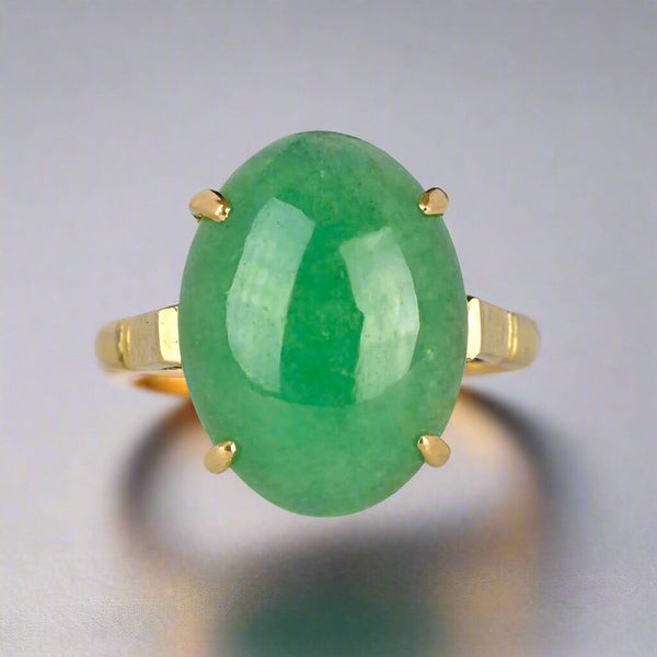 Vintage 14K Gold Oval Apple Green Chrysoprase Cabochon Ring - Boylerpf