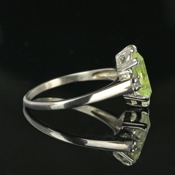 Vintage 10K White Gold Fancy Cut Green Spinel Ring - Boylerpf