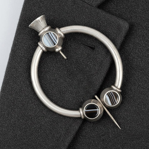 Antique Silver Scottish Banded Agate Penannular Brooch Kilt Pin