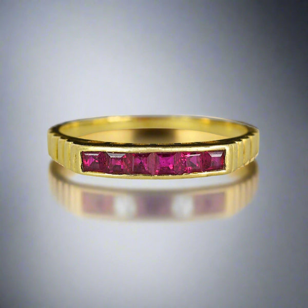 Vintage 14K Gold Ribbed Band Half Eternity Ruby Ring - Boylerpf