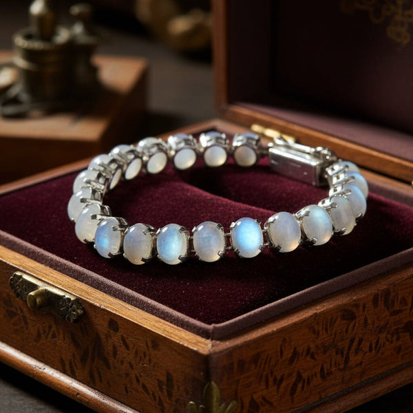 Vintage Moonstone Cabochon Silver Bracelet 19 Carats - Boylerpf