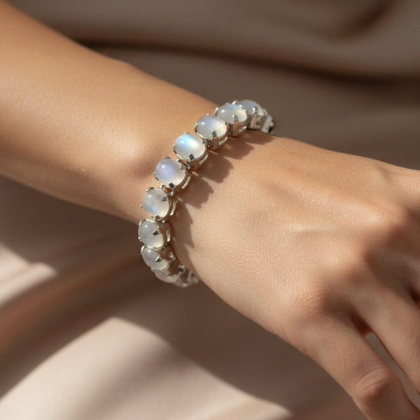 Vintage Moonstone Cabochon Silver Bracelet 19 Carats - Boylerpf