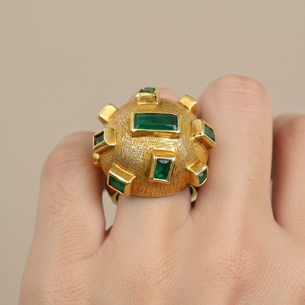 Vintage Sputnik Emerald Ring in 18K Gold Dome Setting - Boylerpf
