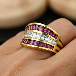 Impressive 18K Gold Baguette Diamond & Ruby Ring Band - Boylerpf