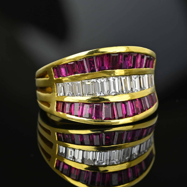 Impressive 18K Gold Baguette Diamond & Ruby Ring Band - Boylerpf