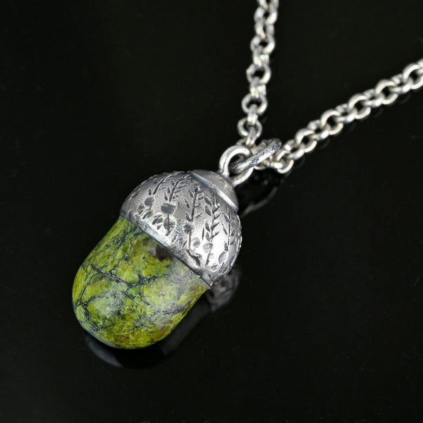 Arts & Crafts Silver Green Agate Acorn Charm Pendant - Boylerpf