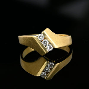 Vintage 14K Gold Three Stone Diamond Ring Band
