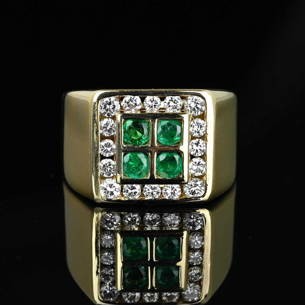 Exquisite Emerald Diamond Halo Cluster Signet Ring in 14K Gold - Boylerpf