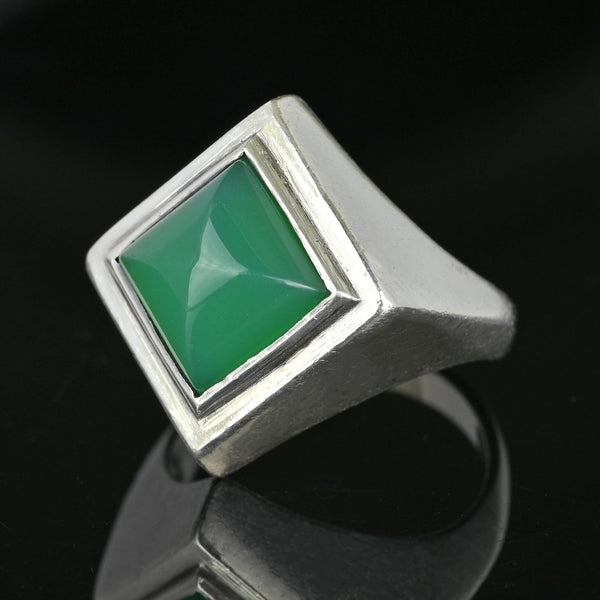 Silver Chrysoprase Sugarloaf Cabochon Signet Ring - Boylerpf