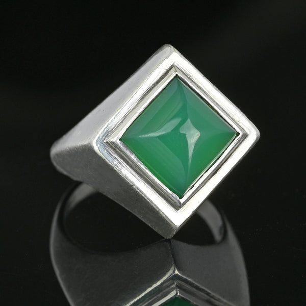 Silver Chrysoprase Sugarloaf Cabochon Signet Ring - Boylerpf