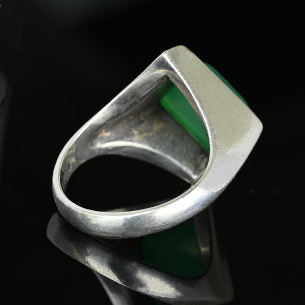 Silver Chrysoprase Sugarloaf Cabochon Signet Ring - Boylerpf