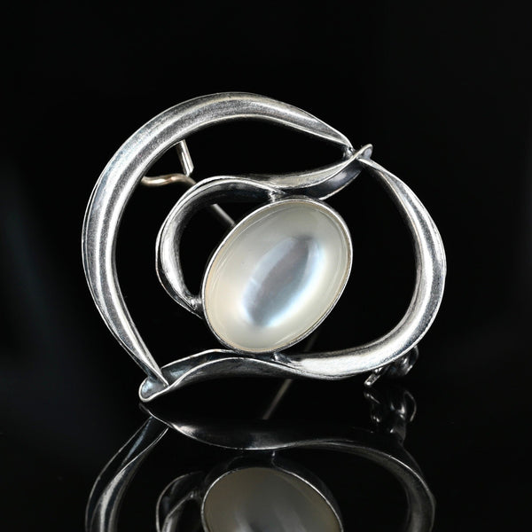 Arts & Crafts Moonstone Sterling Silver Heart Brooch - Boylerpf