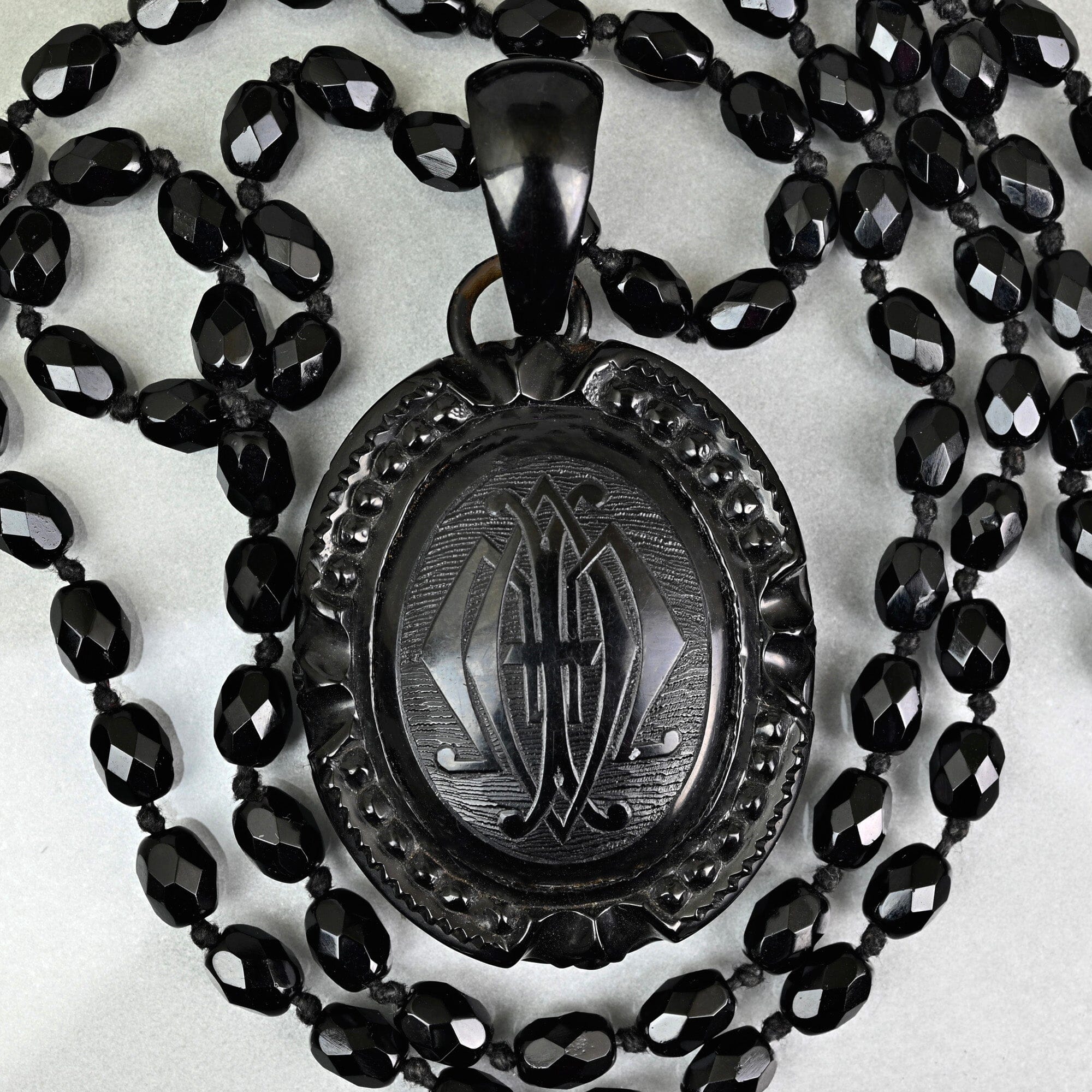 Antique Victorian Whitby Jet Mourning Locket Necklace – Boylerpf