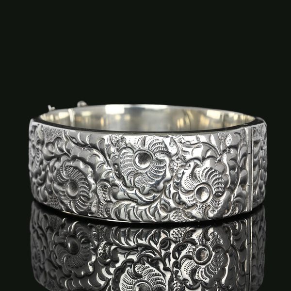 English Wide Floral Engraved Silver Bracelet Bangle - Boylerpf